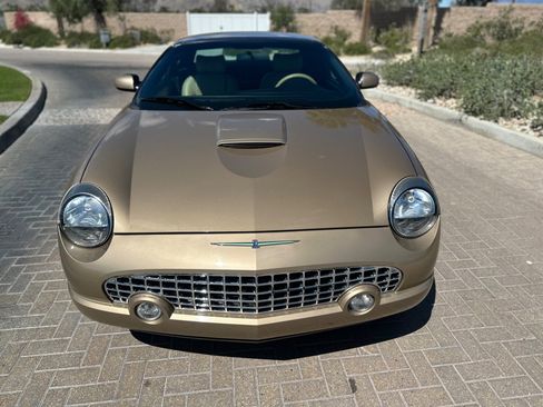 Used 2005 Ford Thunderbird Deluxe RWD image 27