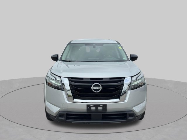 Used 2023 Nissan Pathfinder S w/ Cargo Package AWD/4WD image 12