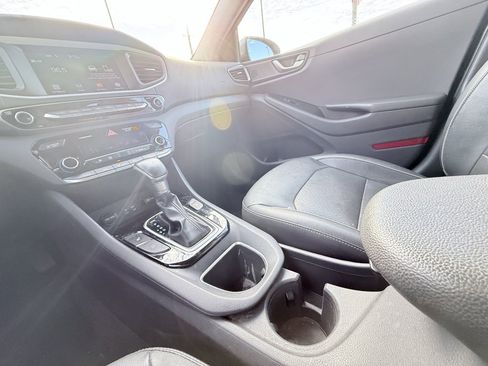 Used 2019 Hyundai Ioniq Limited image 19