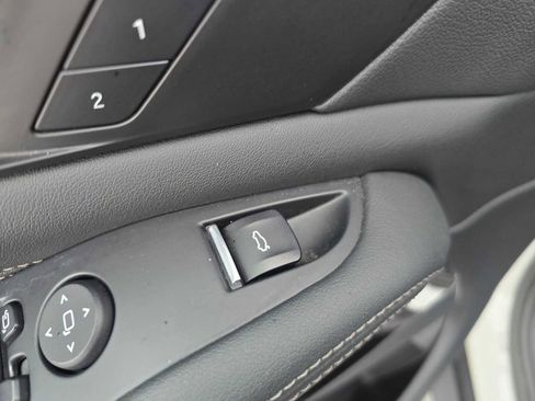 Used 2023 BMW X5 xDrive45e w/ Climate Comfort Package image 26