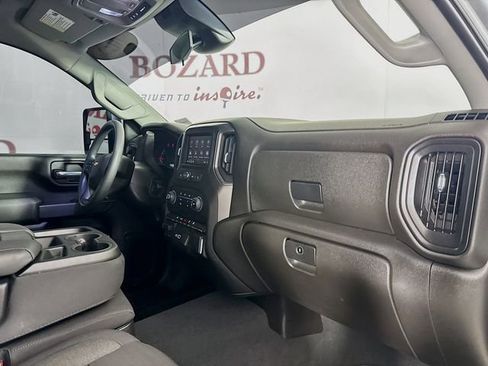 Used 2025 Chevrolet Silverado 2500 Custom w/ Custom Convenience Package image 32