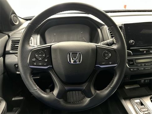 Used 2022 Honda Passport TrailSport image 18
