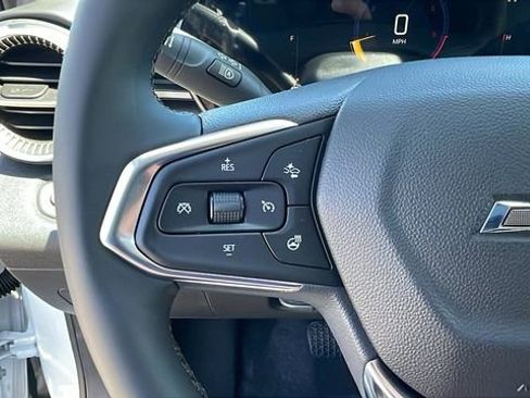 New 2026 Chevrolet Trax ACTIV FWD image 24