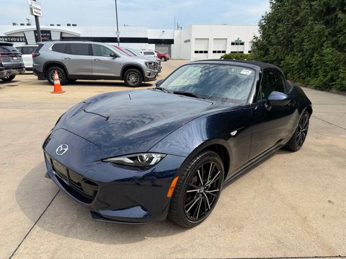 Used 2025 MAZDA MX-5 Miata Grand Touring RWD image 6