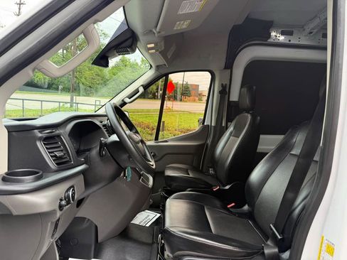 Used 2021 Ford Transit 250 Medium Roof RWD image 20