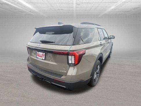 New 2026 Ford Explorer ST-Line AWD/4WD image 3