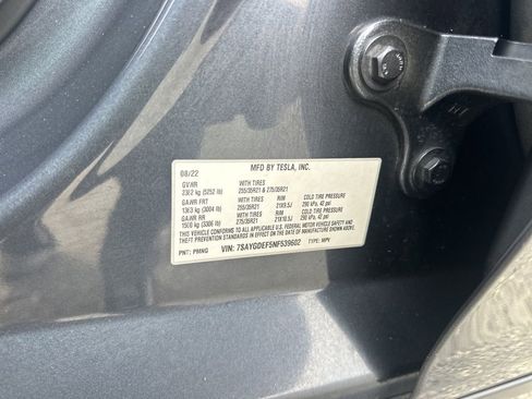 Used 2022 Tesla Model Y Performance image 37