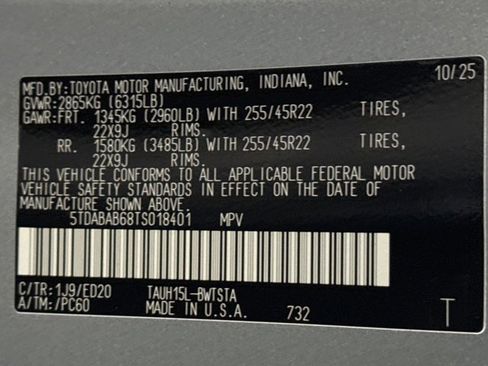 Certified 2026 Lexus TX 500h AWD w/ Technology Package image 23