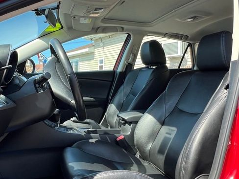 Used 2013 MAZDA MAZDA3 i Grand Touring image 10