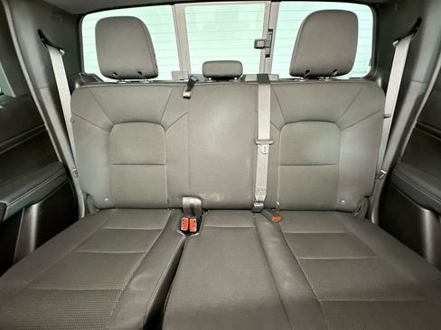 Used 2025 GMC Canyon Elevation w/ Technology Package RWD image 13