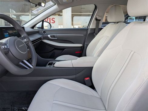Used 2025 Hyundai Sonata SEL image 15