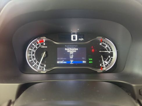 Used 2023 Honda Ridgeline RTL image 11