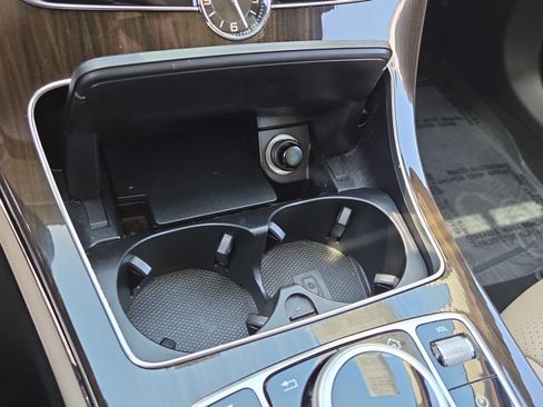 Used 2019 Mercedes-Benz C 300 Sedan image 31