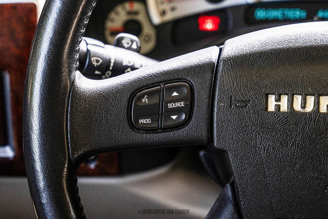Used 2003 HUMMER H2 w/ Preferred Equipment Group AWD/4WD image 64