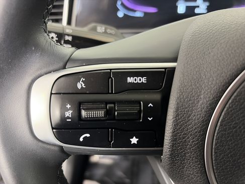 Certified 2025 Kia Sportage X-Line w/ Premium Package AWD/4WD image 33