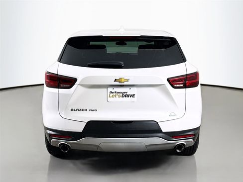 Used 2023 Chevrolet Blazer LT image 7