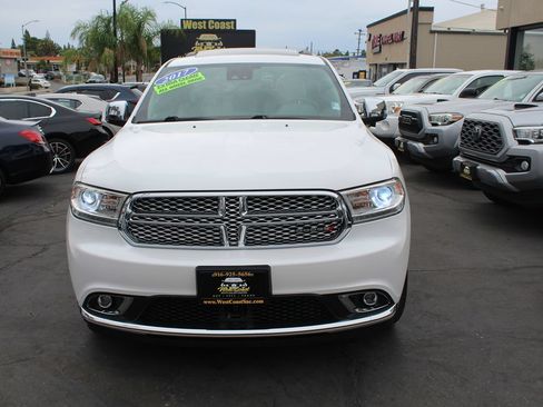 Used 2017 Dodge Durango Citadel w/ Premium Entertainment Group AWD/4WD image 3