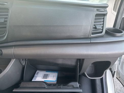 Used 2024 Ford Transit 250 Low Roof w/ Exterior Upgrade Package image 20