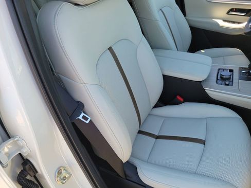 New 2026 MAZDA CX-90 Plug-In Hybrid w/ Premium Plus image 17