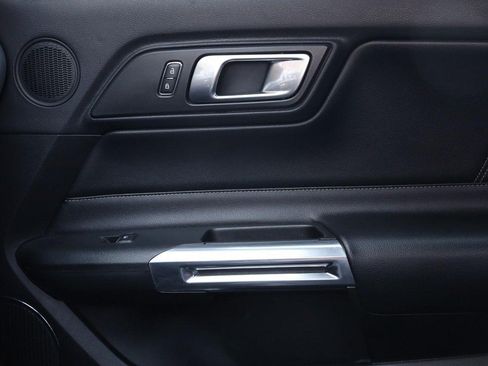 Used 2020 Ford Mustang Premium RWD image 22