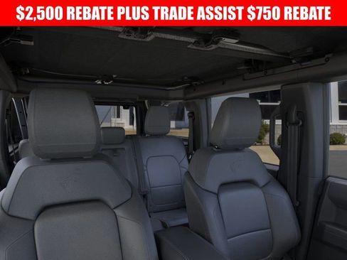 New 2025 Ford Bronco Outer Banks w/ Sasquatch Package image 12