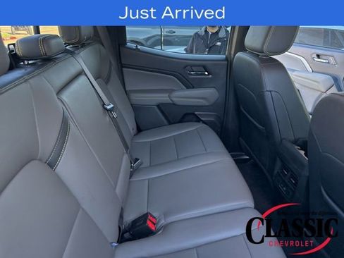 Used 2024 Chevrolet Colorado ZR2 w/ ZR2 Convenience Package III image 23