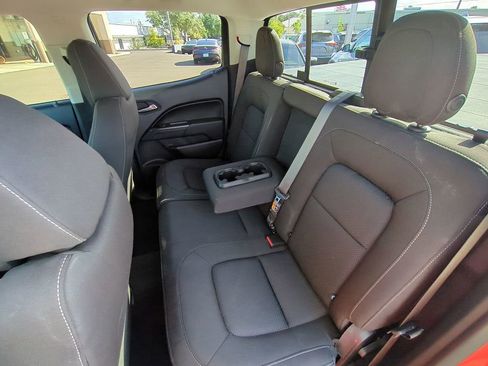 Used 2021 Chevrolet Colorado LT w/ Safety Package image 13