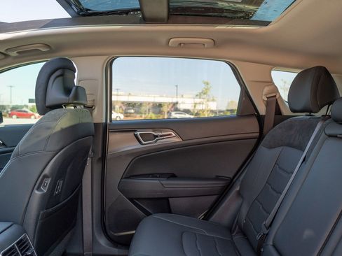 New 2026 Kia Sportage SX Prestige AWD/4WD image 15