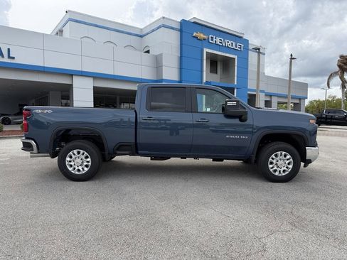 New 2026 Chevrolet Silverado 2500 LT AWD/4WD image 3