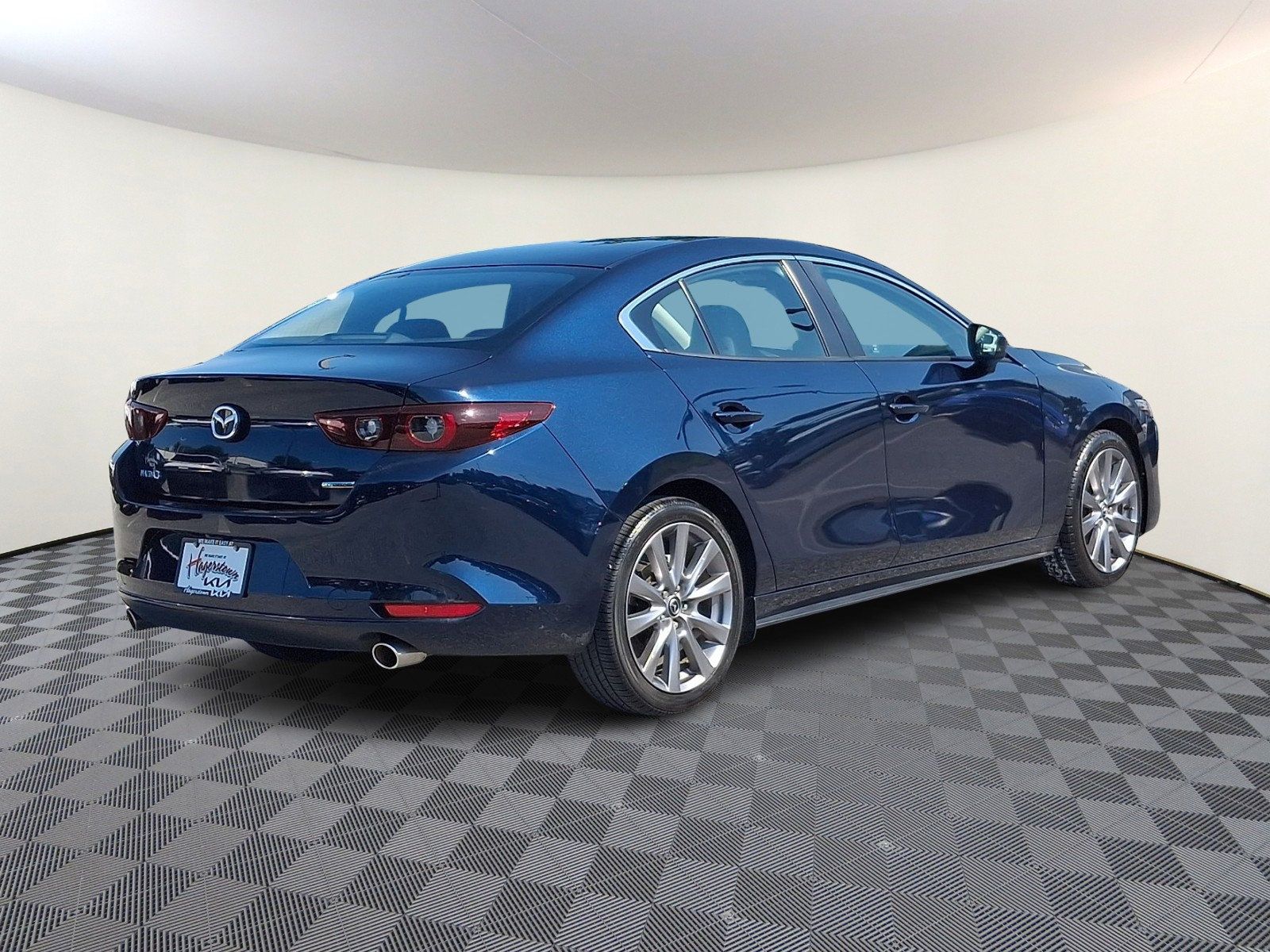 Used 2023 MAZDA MAZDA3 s FWD image 6