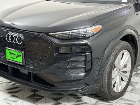 Used 2025 Audi Q6 e-tron Premium Plus w/ Premium Plus RWD image 12