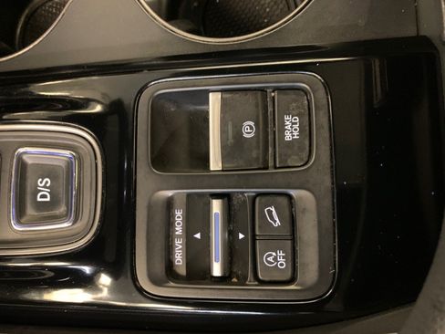 Used 2023 Honda Pilot TrailSport image 47