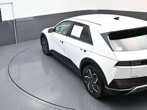 Certified 2024 Hyundai Ioniq 5 SEL RWD image 19