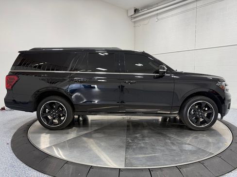 Used 2024 Ford Expedition Max Limited image 8