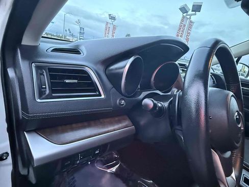Used 2018 Subaru Outback 2.5i Limited image 31