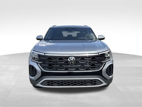 New 2026 Volkswagen Atlas Cross Sport SE FWD image 8