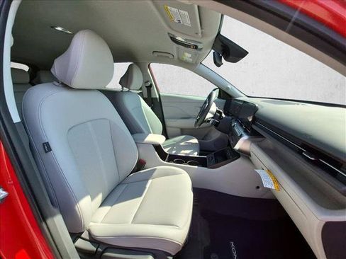 Used 2026 Hyundai Kona SEL Premium FWD image 20