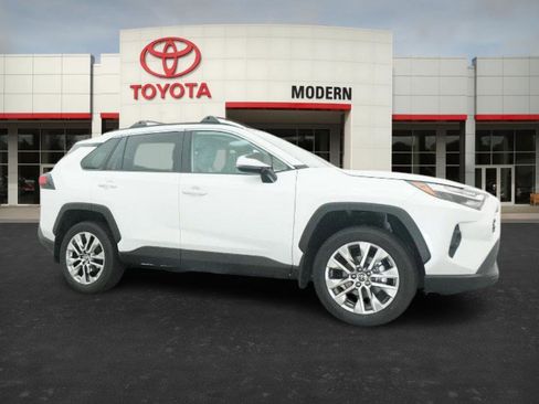 New 2025 Toyota RAV4 XLE Premium image 28