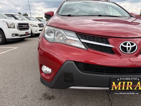 Used 2015 Toyota RAV4 XLE w/ Outdoor Package AWD/4WD image 11