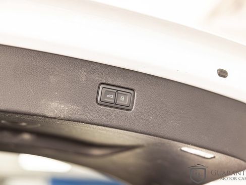 Used 2023 Audi Q7 3.0T Premium AWD/4WD image 18