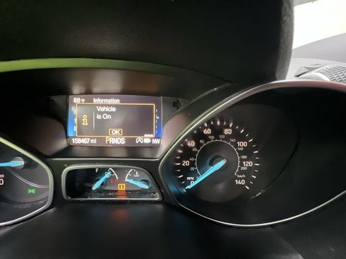 Used 2018 Ford Escape SE w/ Ford Safe & Smart Package FWD image 19