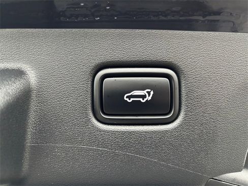 Used 2023 Kia EV6 Wind image 35