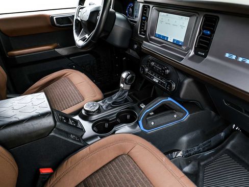 Used 2022 Ford Bronco Outer Banks AWD/4WD image 24