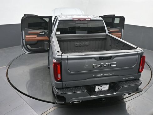 Used 2025 GMC Sierra 1500 Denali Ultimate AWD/4WD image 64