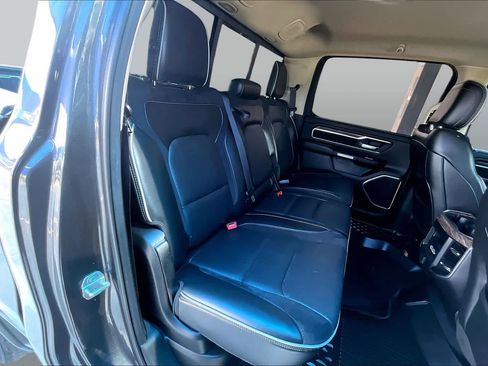 Used 2019 RAM 1500 Laramie RWD image 18