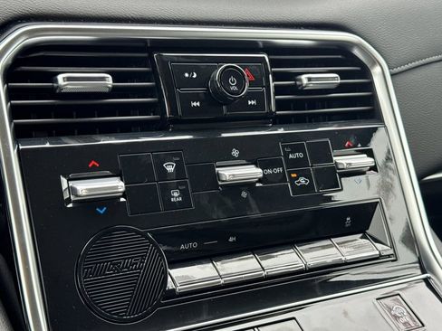 New 2026 Nissan Armada SV image 20