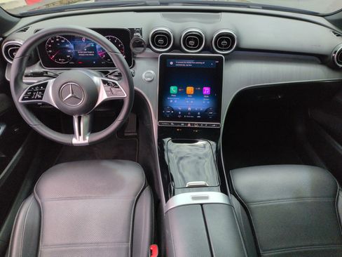 Used 2025 Mercedes-Benz C 300 Sedan image 28