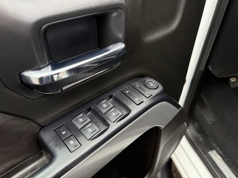 Used 2019 Chevrolet Silverado 1500 LT w/ All Star Edition image 17