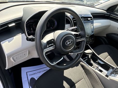 Certified 2024 Hyundai Tucson SEL AWD/4WD image 16