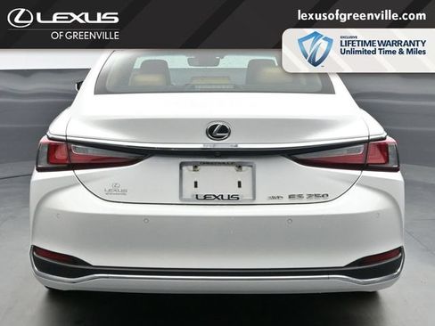 Certified 2023 Lexus ES 250 w/ Premium Package AWD/4WD image 7